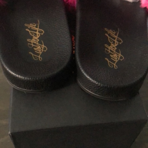 Lust for life women’s slides - Picture 5 of 6